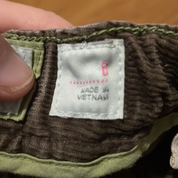 Old Navy Corduroy Pants Size 6 - Picture 4 of 6